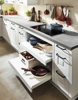 Spoedkeuken Sylt Lacquer, Honed Alpine White 1